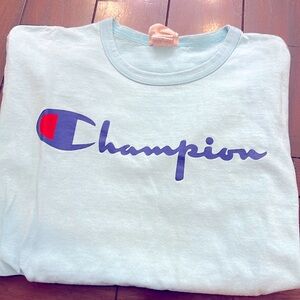 Champion men’s shirt sleeved logo tee